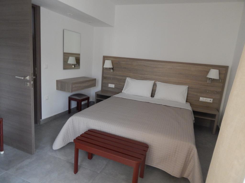 Epiphany Apartments Karpathos Town  Room photo
